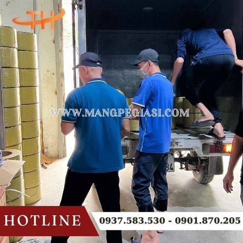 Hoạt động xuất kho 150 cuộn dây đai PP chất lượng giá sỉ Hoạt động xuất kho 150 cuộn dây đai PP chất lượng giá sỉ