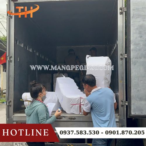 Kho sỉ Thu Hồng lên đơn giao băng keo mỗi ngày Kho sỉ Thu Hồng lên đơn giao băng keo mỗi ngày