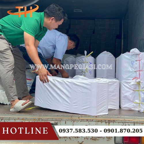 Lên hàng giao 20 bao băng keo giấy ghi chú cho doanh nghiệp Lên hàng giao 20 bao băng keo giấy ghi chú cho doanh nghiệp