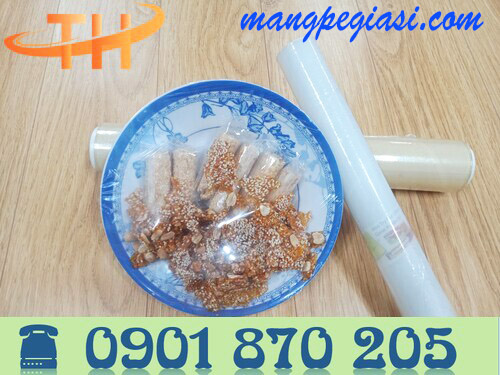 Sử dụng màng bọc giữ vệ sinh cho thực phẩm ăn liền