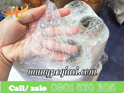 Màng pe dai, dẻo, khó rách và độ co giãn tốt