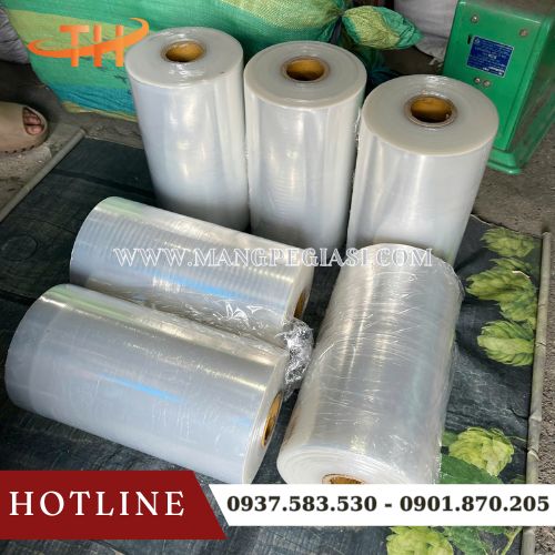 Màng PE 30cm 5kg quấn máy Màng PE 30cm 5kg quấn máy