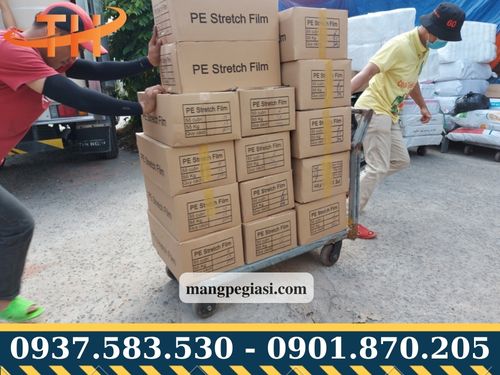 Màng PE quấn pallet