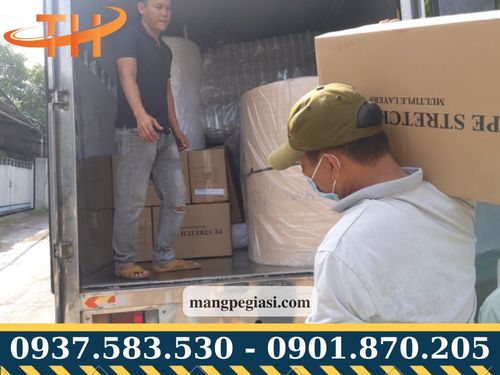 Màng pe bọc hàng