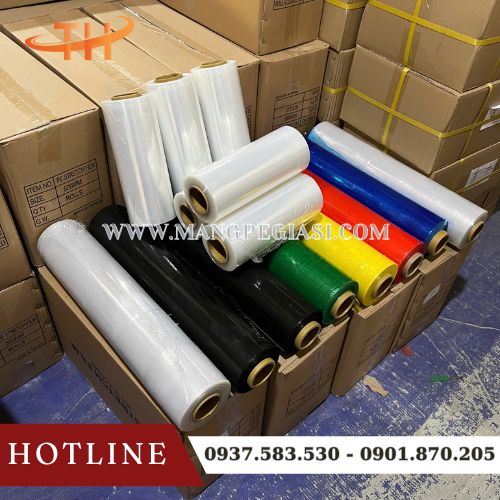 Màng PE bọc hàng quấn pallet tránh xê dịch Màng PE bọc hàng quấn pallet tránh xê dịch