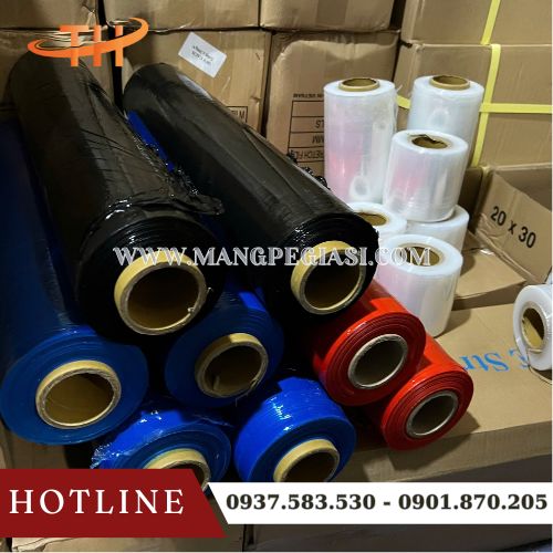 Màng PE có đa dạng kích thước và màu sắc Màng PE có đa dạng kích thước và màu sắc