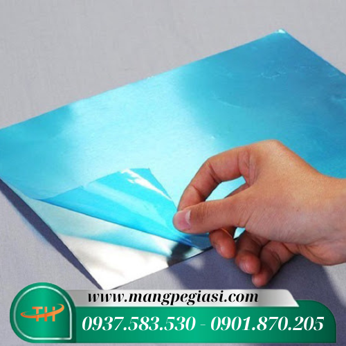 Hướng dẫn đang dán màng Pe