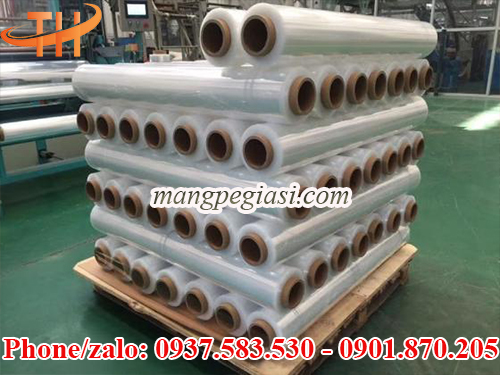 Màng pe quấn pallet