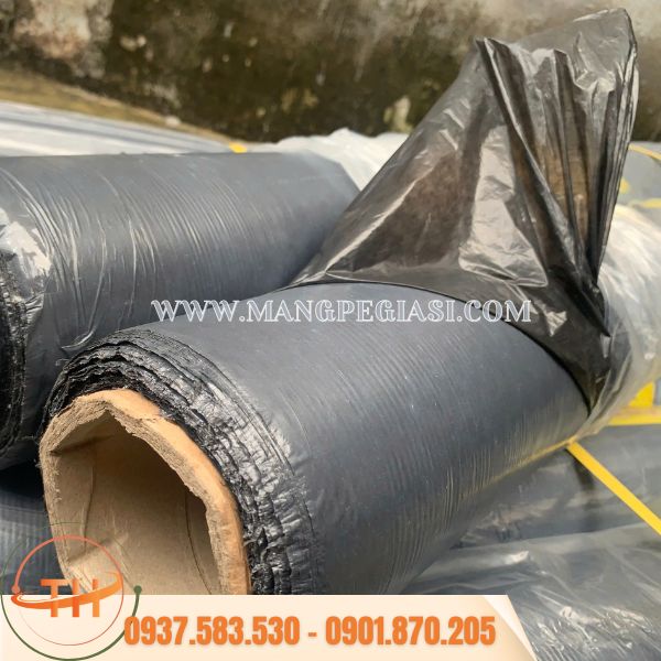 Màng PE màu đen phủ đất Màng PE màu đen phủ đất