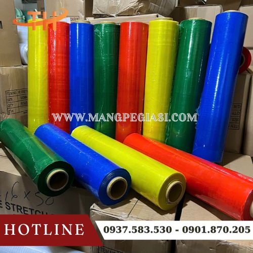 Màng PE màu quấn hàng nổi bật Màng PE màu quấn hàng nổi bật