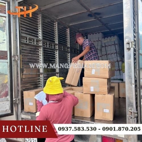 Soạn đơn giao sỉ màng PE mỗi sáng tại kho Thu Hồng Soạn đơn giao sỉ màng PE mỗi sáng tại kho Thu Hồng