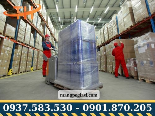 Màng PE bọc hàng TPHCM