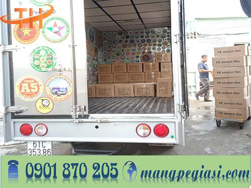 Giao màng PE cho khách hàng sỉ ở Bình Dương