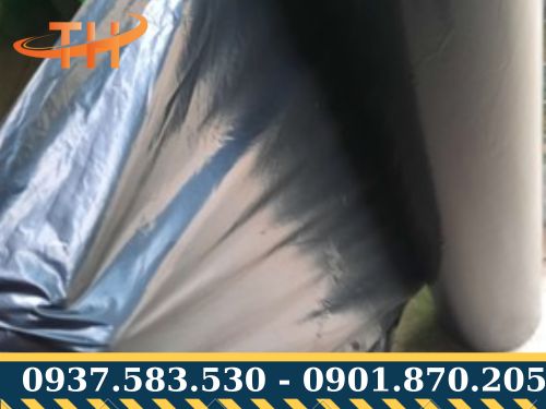 Màng phủ có 3 màu như đen, xám, trắng