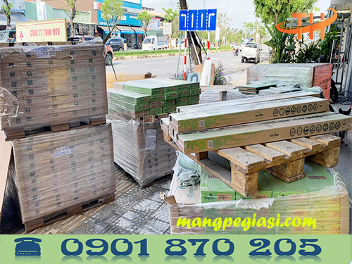 Sử dụng màng PE giúp tránh thất thoát các kiện hàng nhỏ, quấn pallet