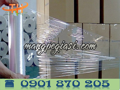 Sử dụng màng pe quấn kiện hàng