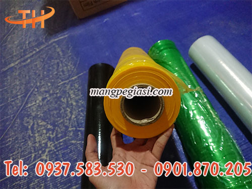 Màng pe màu có nhiều kích thước khác nhau