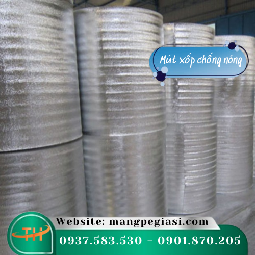 Mút xốp có keo dán dùng cách nhiệt