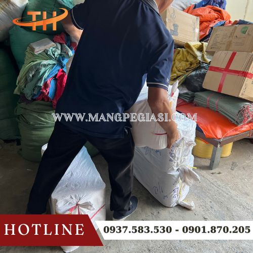 Soạn đơn băng keo vải giao cho khách Soạn đơn băng keo vải giao cho khách