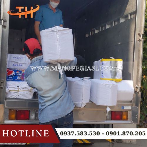 Thu Hồng đi đơn 20 bao băng keo vải đủ màu cho khách sỉ Thu Hồng đi đơn 20 bao băng keo vải đủ màu cho khách sỉ