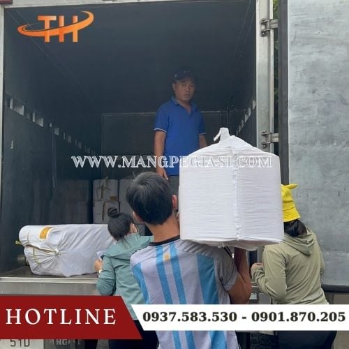 Xuất kho băng keo OPP chất lượng giao sỉ tận nơi cho khách Xuất kho băng keo OPP chất lượng giao sỉ tận nơi cho khách