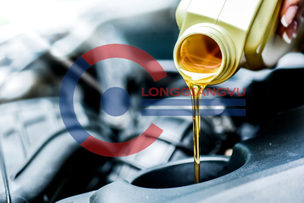 Dầu nhớt động cơ là gì? Tại sao nó quan trọng cho xe? Dầu nhớt động cơ là gì? Tại sao nó quan trọng cho xe?
