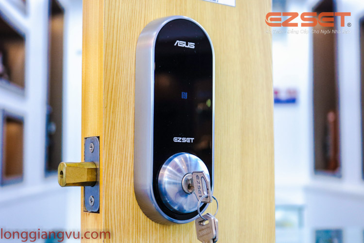 Khóa cửa điện tử cao cấp cho căn hộ EZSET_PLD Khóa cửa điện tử cao cấp cho căn hộ EZSET_PLD