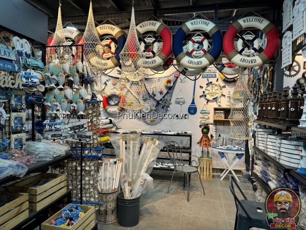 Tạo nên không gian karaoke năng động với những món đồ decor ấn tượng Tạo nên không gian karaoke năng động với những món đồ decor ấn tượng