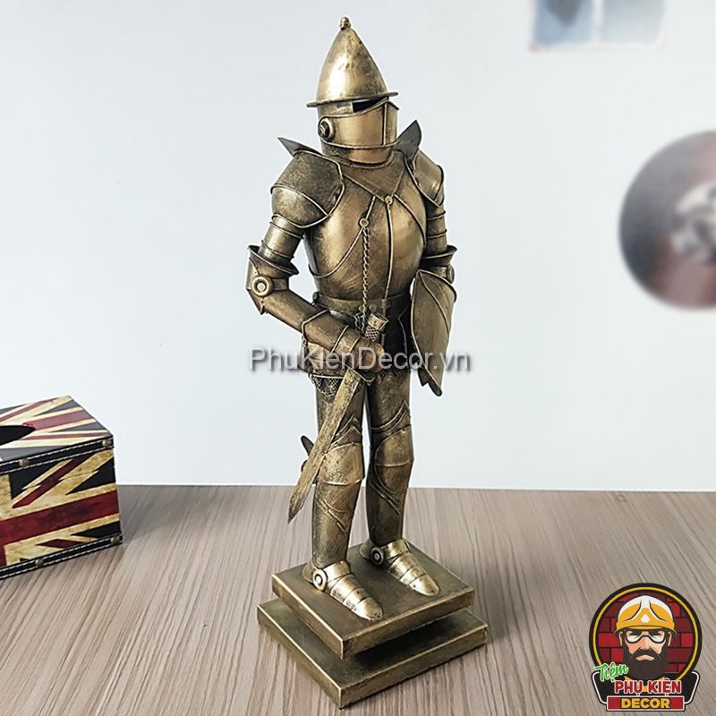 Mô Hình Chiến Binh Tạo Mạnh Mẽ, Cuốn Hút Cho Không Gian Phong Cách Loft Mô Hình Chiến Binh Tạo Mạnh Mẽ, Cuốn Hút Cho Không Gian Phong Cách Loft