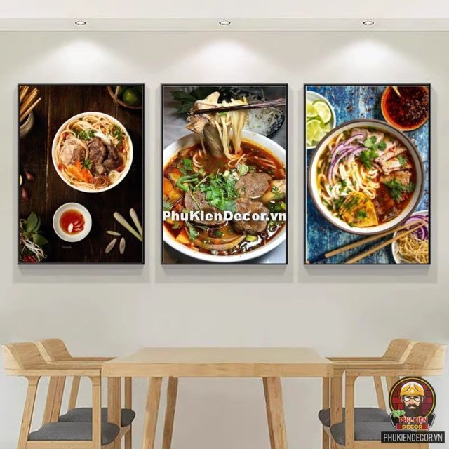 Tranh bún bò thơm ngon, nổi tiếng trong văn hóa ẩm thực Việt Nam Tranh bún bò thơm ngon, nổi tiếng trong văn hóa ẩm thực Việt Nam