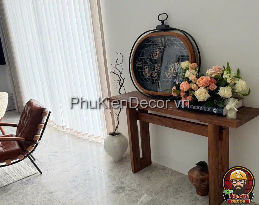Đồng hồ làm góc phòng trở nên nổi bật Đồng hồ làm góc phòng trở nên nổi bật