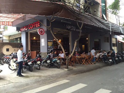 Chọn thuê mặt bằng Quán Cafe 2 mặt tiền, giúp Quán của bạn dễ điịnh vị và nhận diện thương hiệu hơn với Khác hàng Chọn thuê mặt bằng Quán Cafe 2 mặt tiền, giúp Quán của bạn dễ điịnh vị và nhận diện thương hiệu hơn với Khác hàng