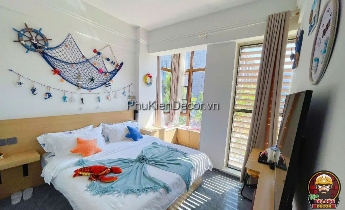 Những món đồ decor cá tính kết hợp phong cách Địa Trung Hải biến phòng ngủ thành thiên đường riêng Những món đồ decor cá tính kết hợp phong cách Địa Trung Hải biến phòng ngủ thành thiên đường riêng