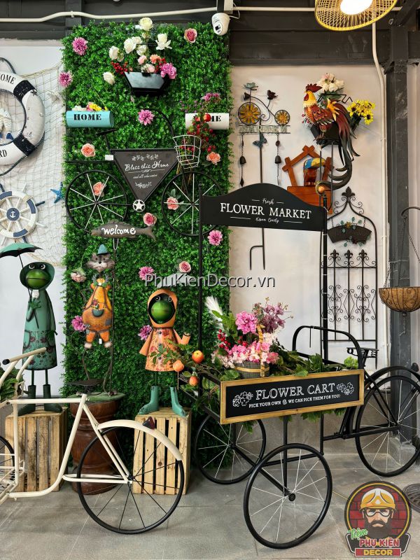 Trang trí góc sân vườn nhỏ xinh với đồ decor độc quyền từ Phụ Kiện Decor Trang trí góc sân vườn nhỏ xinh với đồ decor độc quyền từ Phụ Kiện Decor