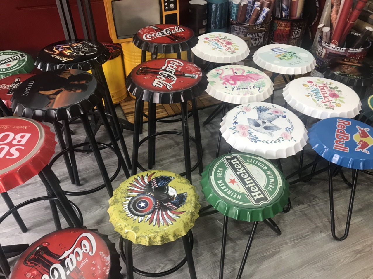 Một số hình ảnh và mẫu Ghế nắp bia Một số hình ảnh và mẫu Ghế nắp bia