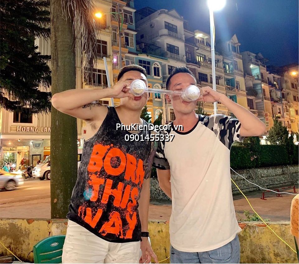 Ly bia đôi hay còn gọi là Cốc uống bia đôi độc đáo Ly bia đôi hay còn gọi là Cốc uống bia đôi độc đáo