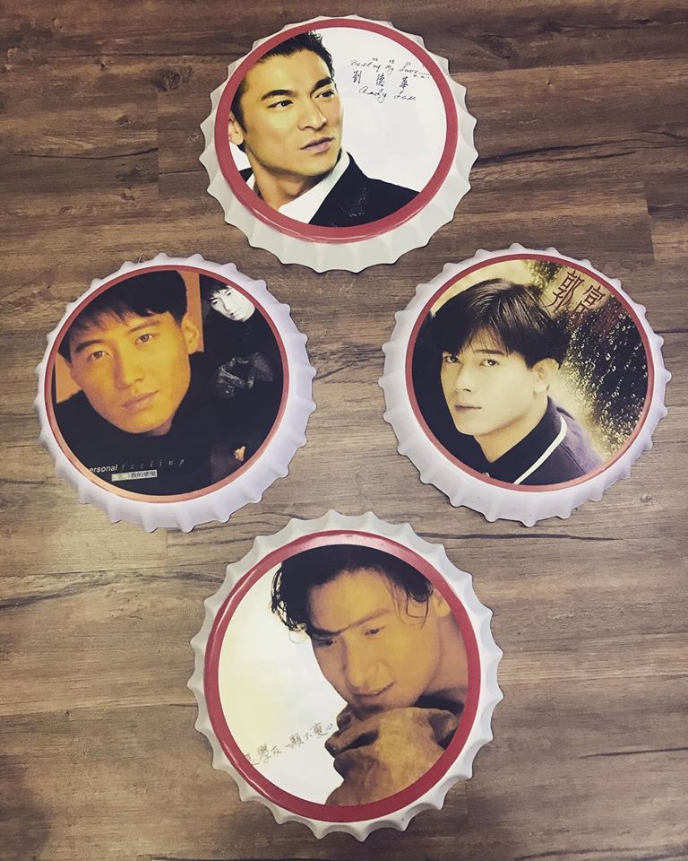 Nắp bia trang trí hình Tứ Đại Thiên Vương Hong Kong Nắp bia trang trí hình Tứ Đại Thiên Vương Hong Kong