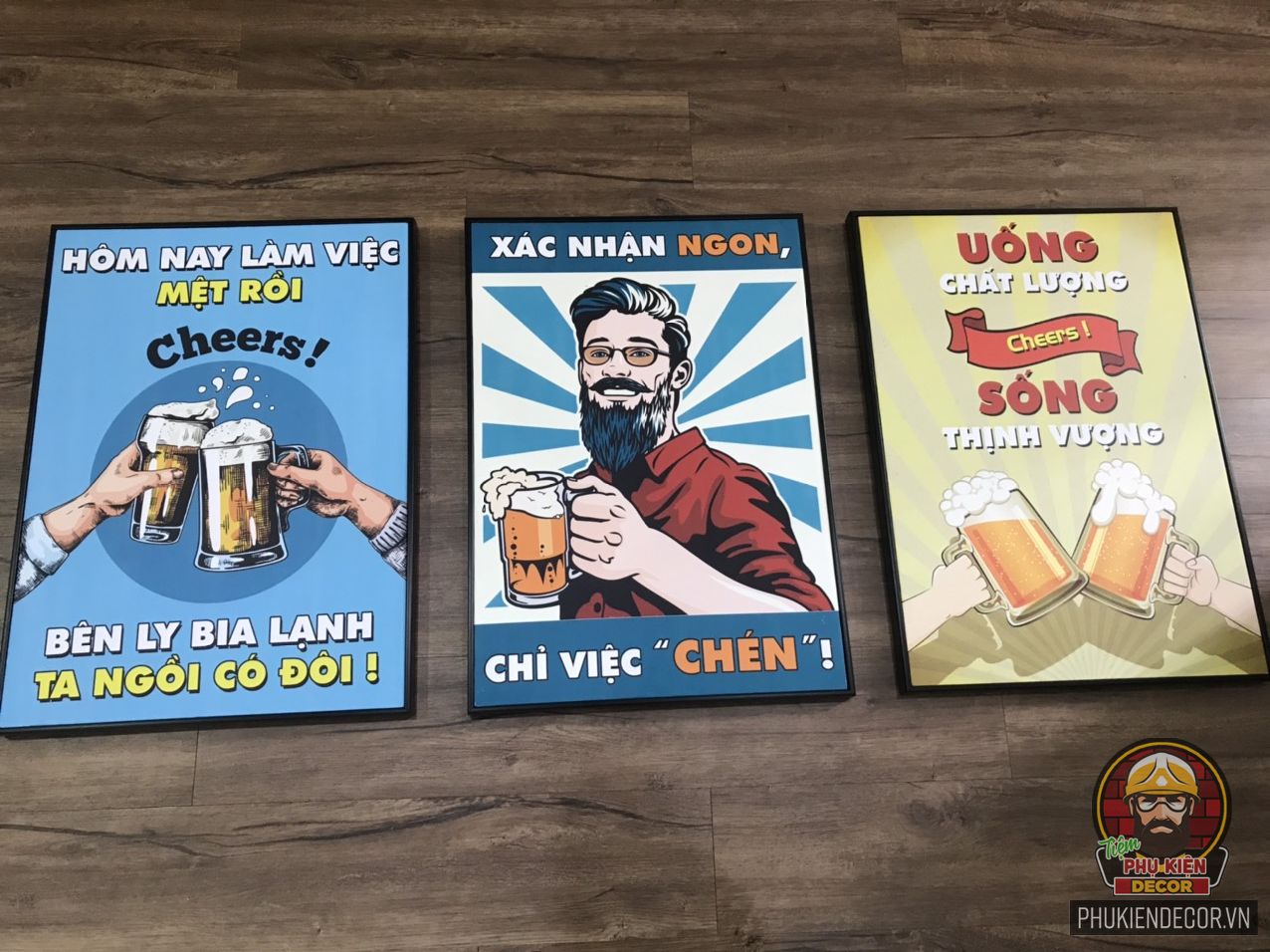 Tranh treo tường Cafe Bia trang trí Tranh treo tường Cafe Bia trang trí