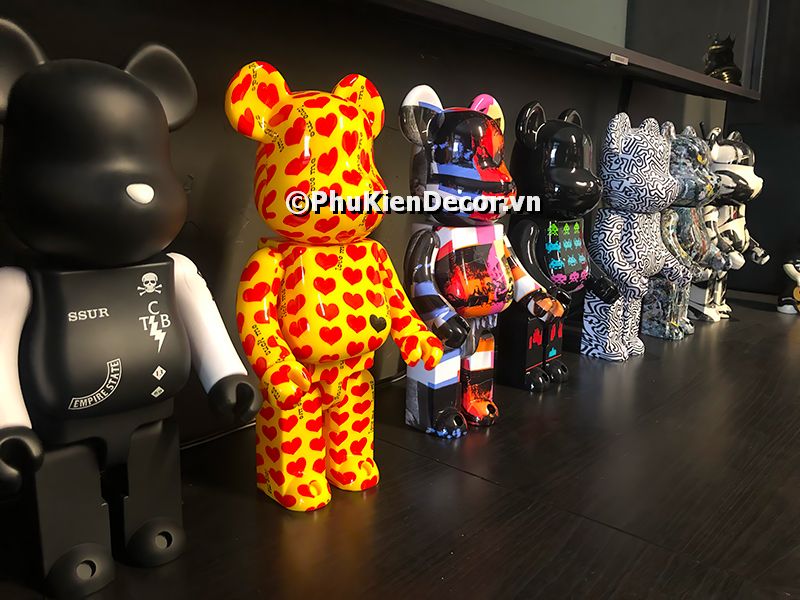 Tranh dán tường gấu Bear Brick phong cách đương đại tối giản, tạo không gian nghệ thuật Tranh dán tường gấu Bear Brick phong cách đương đại tối giản, tạo không gian nghệ thuật