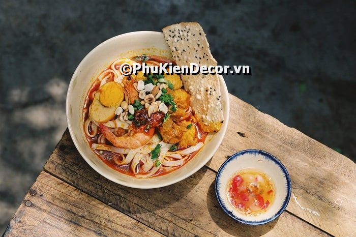 Tranh dán tường mí quảng - cao lầu nổi tiếng của xứ Quảng, phổ cổ Hội An xinh đẹp của Việt Nam Tranh dán tường mí quảng - cao lầu nổi tiếng của xứ Quảng, phổ cổ Hội An xinh đẹp của Việt Nam