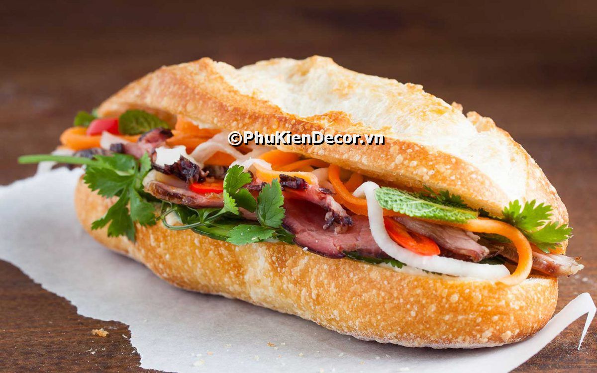 Tranh dán tường trang trí tiệm bánh mì đa dạng, đặc sắc, phong phú