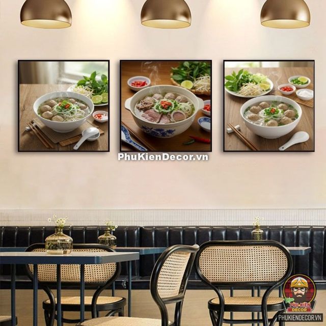 Tranh món phở thơm ngon, hấp dẫn, là biểu tượng nổi tiếng trong văn hóa ẩm thực Việt Nam Tranh món phở thơm ngon, hấp dẫn, là biểu tượng nổi tiếng trong văn hóa ẩm thực Việt Nam