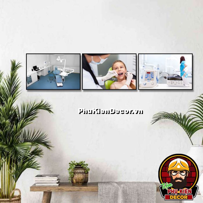 Tranh nha sĩ và bệnh nhân gần gũi, thân thiện tạo cảm giác thoải mái cho bệnh nhân đến phòng khám bạn Tranh nha sĩ và bệnh nhân gần gũi, thân thiện tạo cảm giác thoải mái cho bệnh nhân đến phòng khám bạn