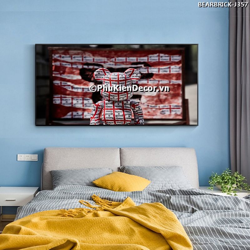 Tranh trang trí phong cách Bear Brick tạo không gian sáng tạo, cá tính Tranh trang trí phong cách Bear Brick tạo không gian sáng tạo, cá tính