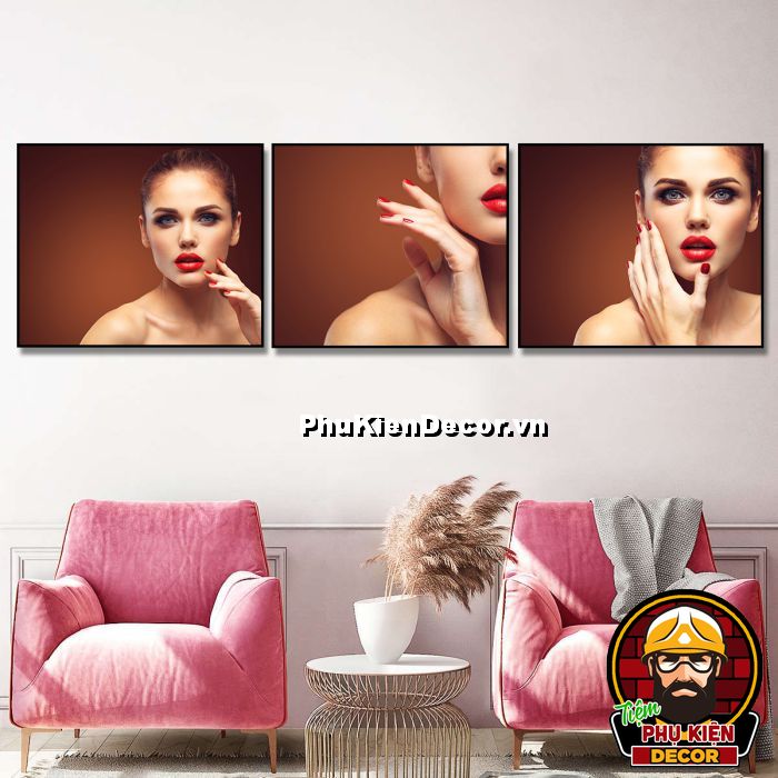 Tranh trang trí tiệm phun xăm đẹp, ấn tượng, thu hút tầm nhìn Tranh trang trí tiệm phun xăm đẹp, ấn tượng, thu hút tầm nhìn