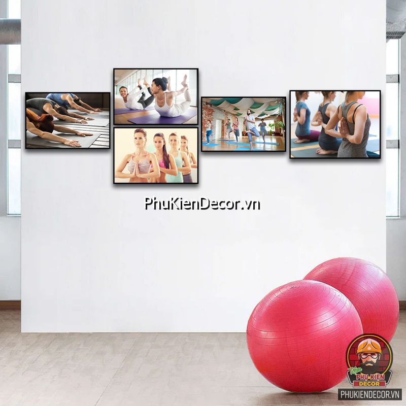 Cách trang trí tranh treo phòng tập yoga phong cách đương đại, tối giản Cách trang trí tranh treo phòng tập yoga phong cách đương đại, tối giản