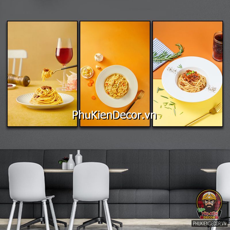 Bộ tranh treo tường quán mỳ ống sinh động khiến không gian quán trở nên ấn tượng hơn Bộ tranh treo tường quán mỳ ống sinh động khiến không gian quán trở nên ấn tượng hơn