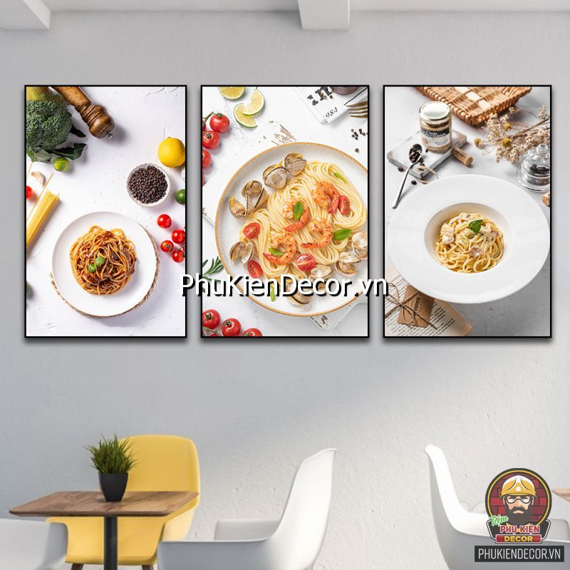 Bộ tranh treo tường quán mỳ ống sinh động khiến không gian quán trở nên ấn tượng hơn Bộ tranh treo tường quán mỳ ống sinh động khiến không gian quán trở nên ấn tượng hơn