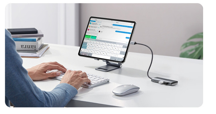 Bộ chia Type C 2 cổng USB 3.0 + 2 cổng Type C Ugreen 30758 Bộ chia Type C 2 cổng USB 3.0 + 2 cổng Type C Ugreen 30758
