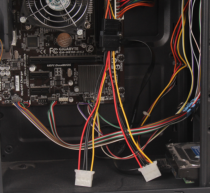 cap-sata-sang-ide-4pin